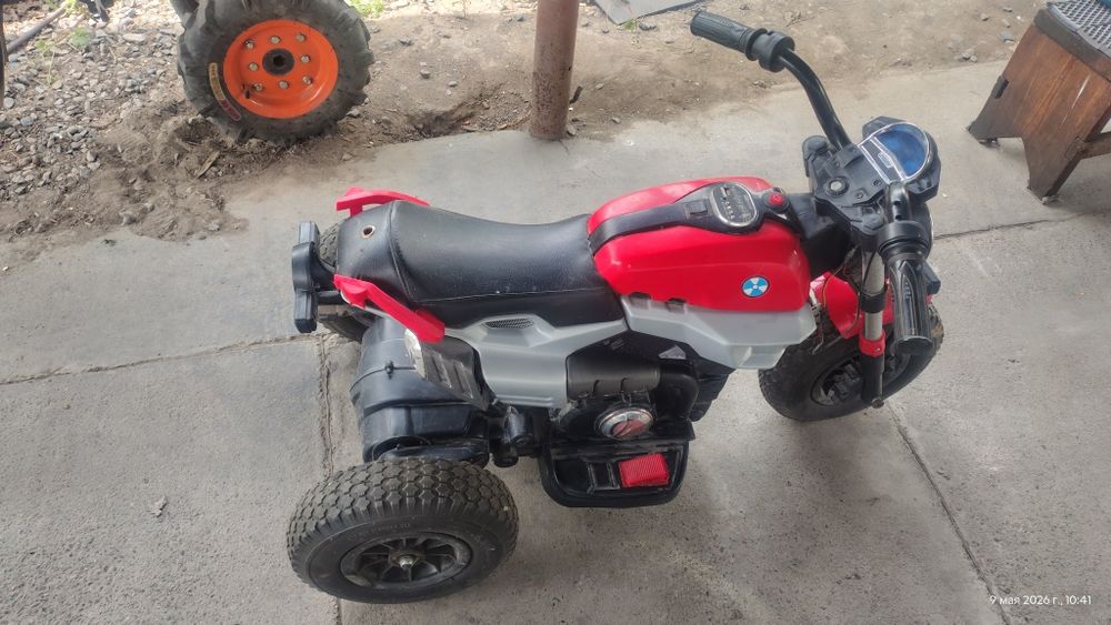 Продам детский мотоцикл на аккумуляторе