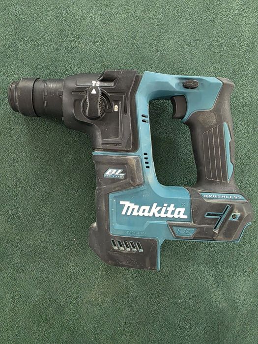 Makita DHR171  перфаратор