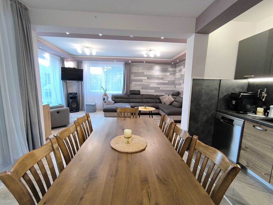 Продава се Къща в с. Драгичево, Област Перник - 220 кв.м за 1910 €/кв.м - Снимка #12