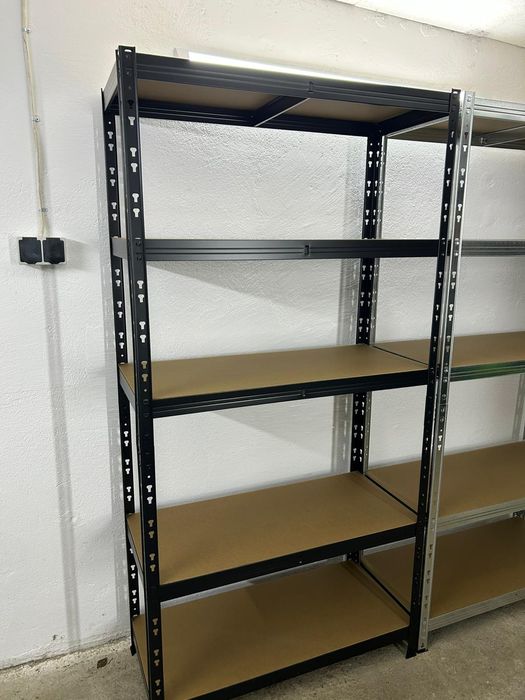 Rafturi metalice noi