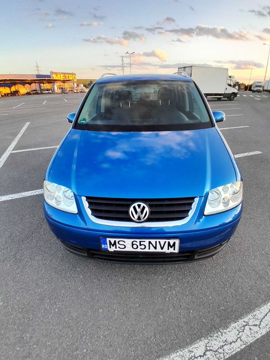 Volkswagen Touran 1.9 tdi.