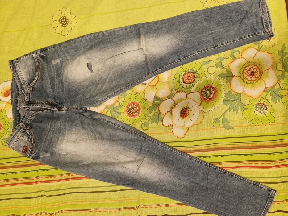 Дънки, панталони