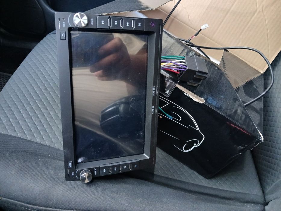 Navigatie dedicată,Golf 4. Skoda Octavia 1