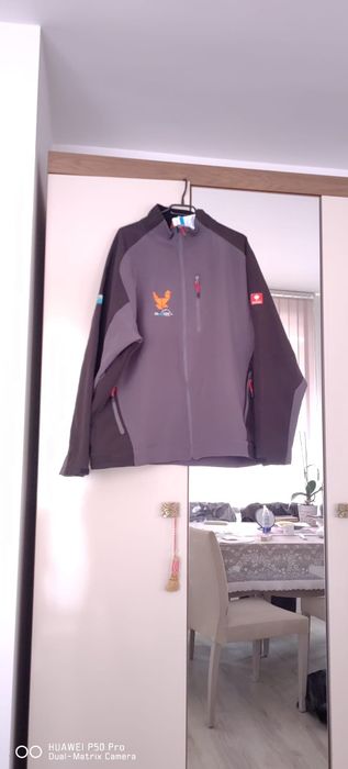 Софтшел Енгелберт Щраус