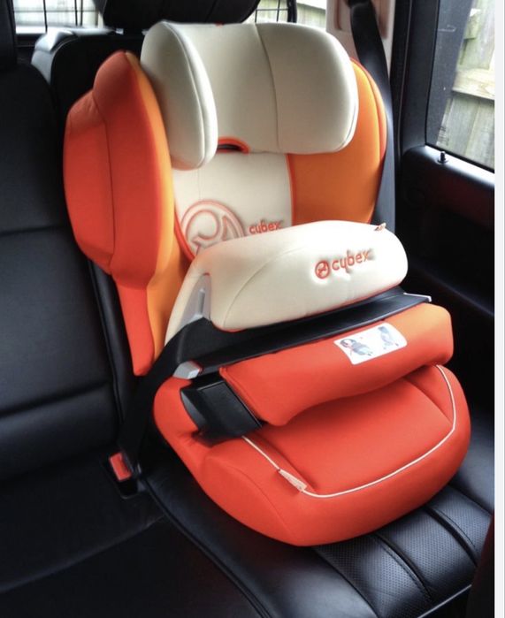 Cybex стол за кола