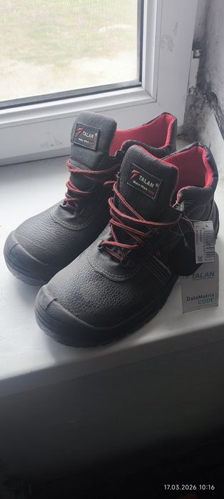 Строительный обувь Talan