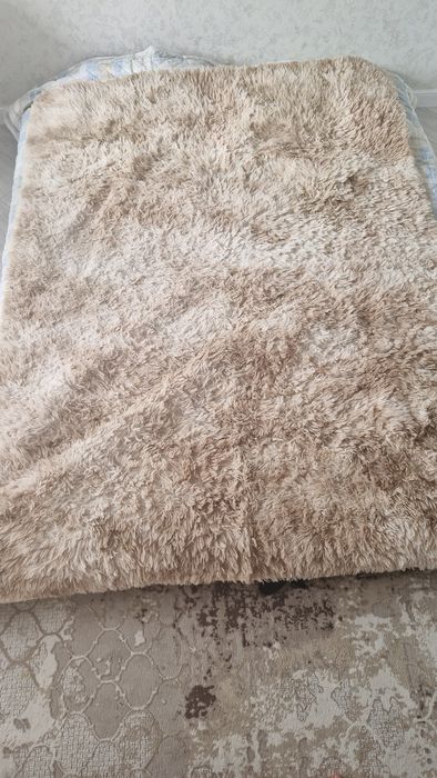 Продам ковер "травка"