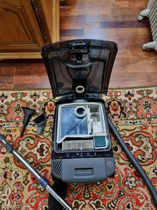 Пылесос THOMAS.. Цена Договоримся