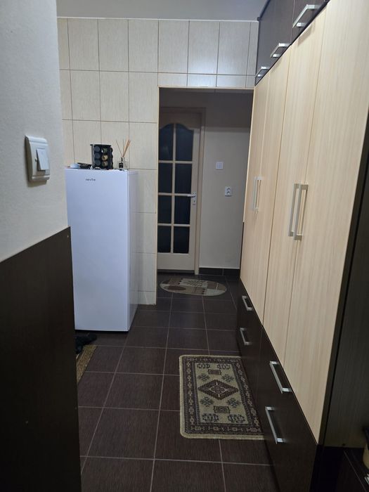 Apartament 2 camere în Dambu