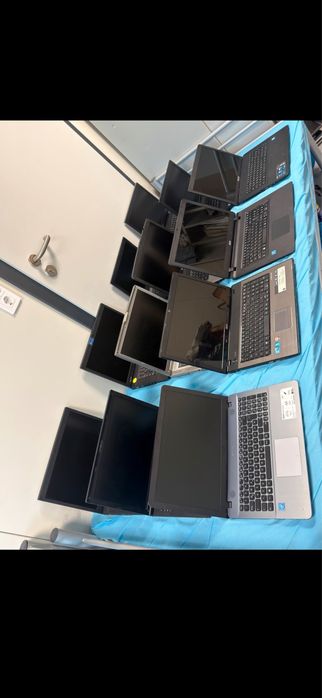 Lot 49 Laptop uri