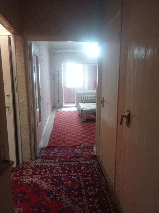 Продам 2 ком Юнусабад 9 квартал