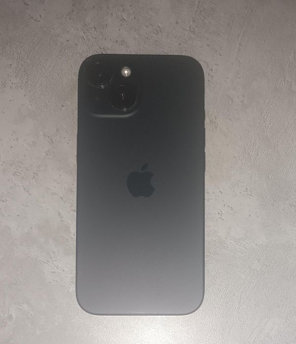 IPhone 15 128gb.