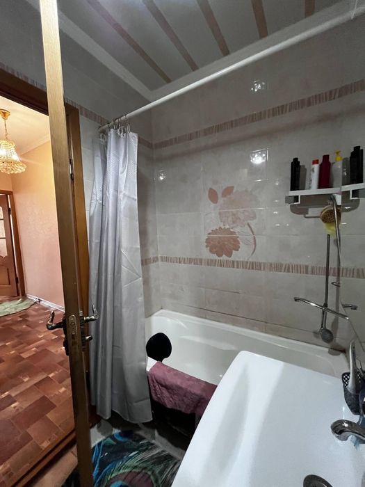 Продам 2 х ком кв 11 мкр 29 дом