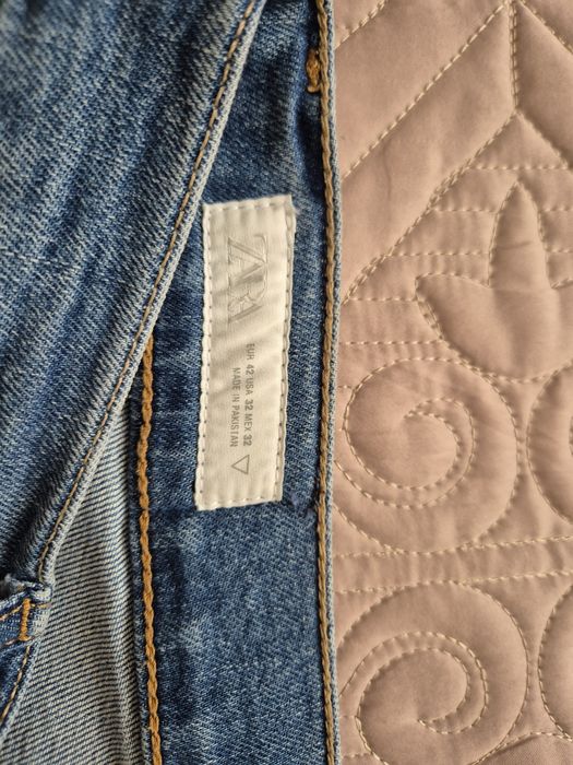 Продам джинсы мужские