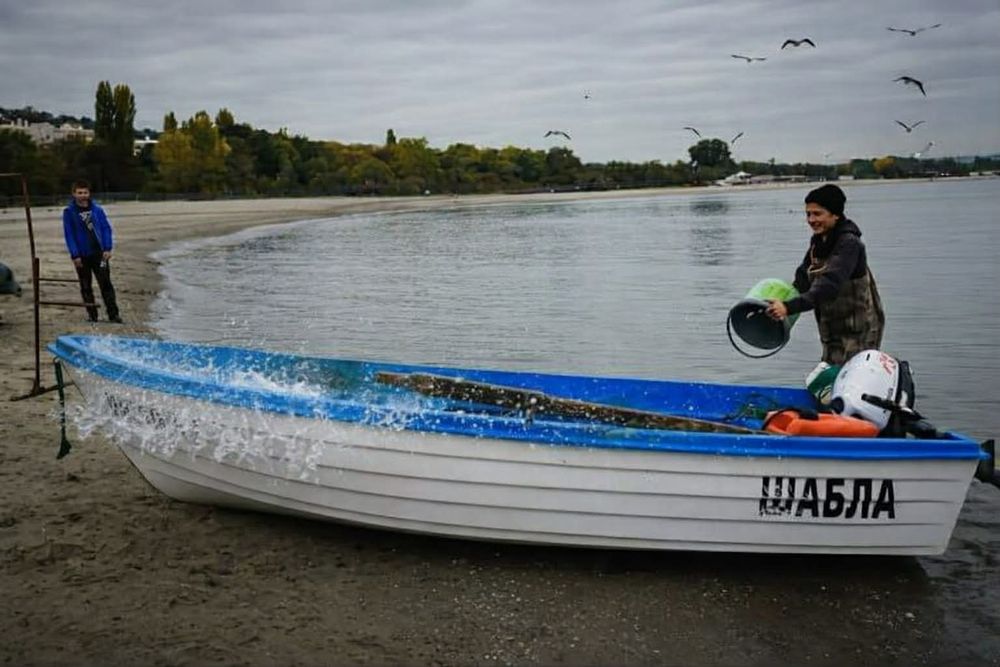 Лодка мичуринка.