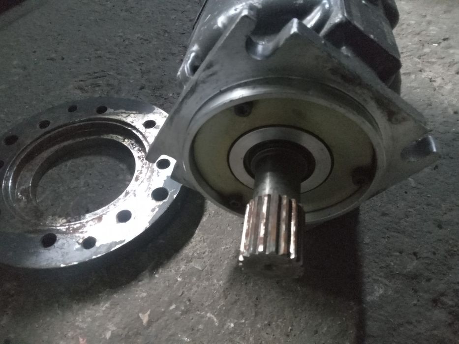 Гидромотор хода комбайн KLASS