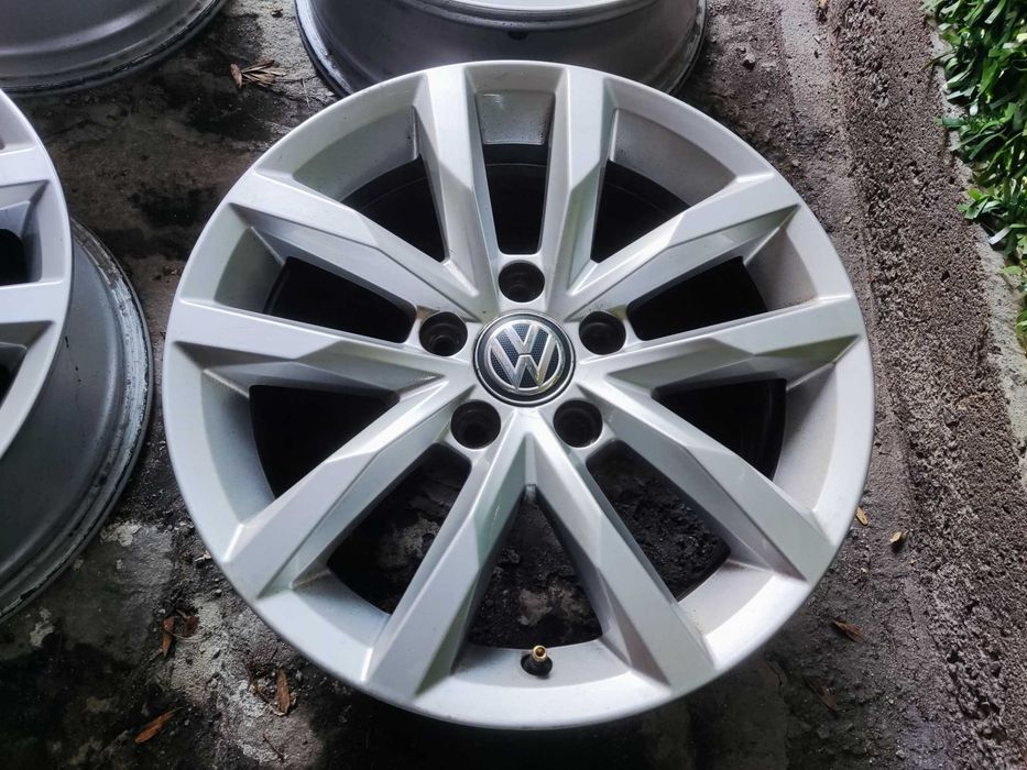 VW Passat 16 цола - 5x112 оригинални лети джанти Фолксваген 5х112 .