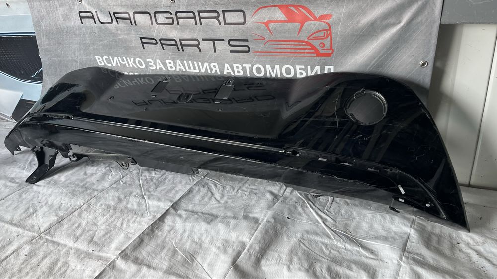 2 броя Част от задна броня Toyota Corolla 12