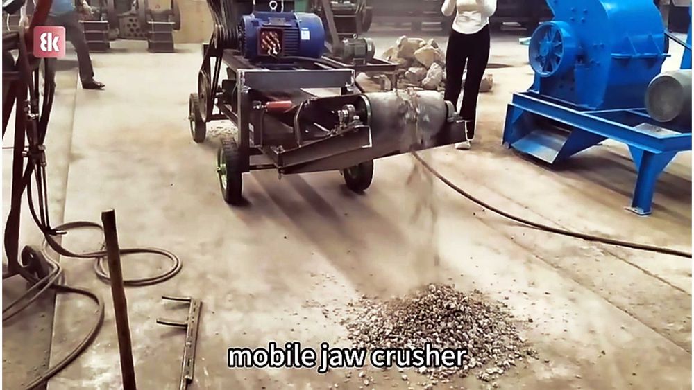 Нова Мобилна Челюстна Трошачка модел 250E5.5CN