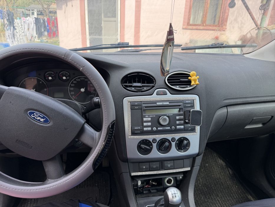 vand ford focus 2