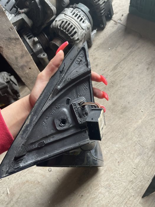 Ел.огледала Ауди А6 С5  1999- 2003г