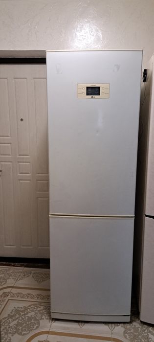 Продам холодильник