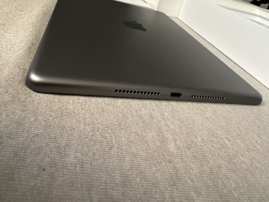Ipad 10.2” 9th Gen, 64 GB, Wi Fi Space Grey, Ca NOU !