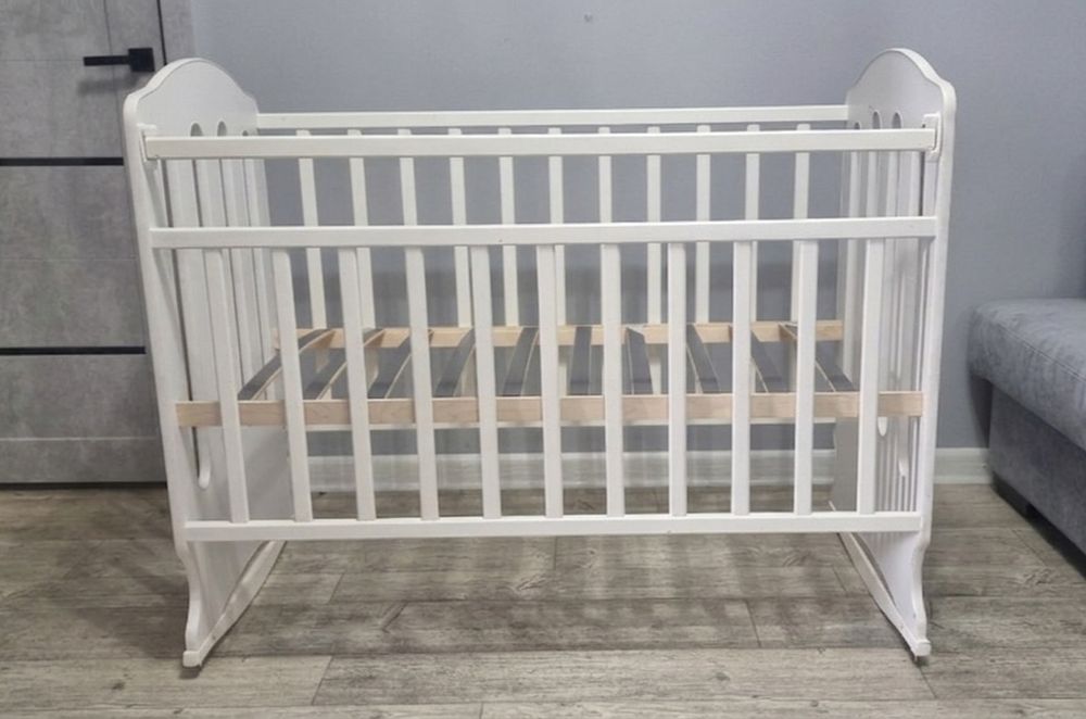 продам детскую кроватку 0+