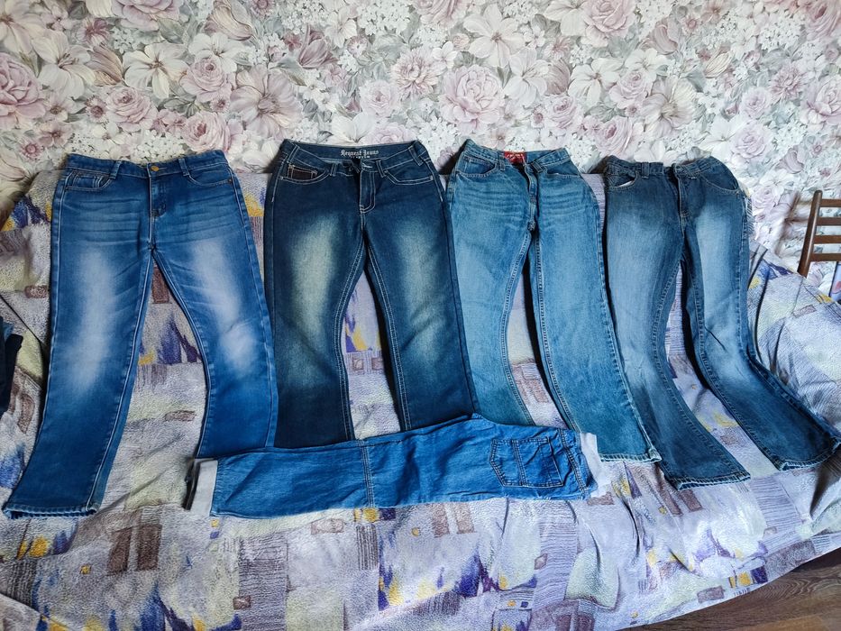 Джинсовые брюки б/у за 10 брюк 500.000 + бонус