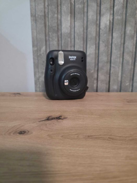 Моментален фотоапарат Fujifilm - instax mini 11 за части