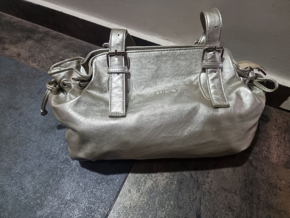 Дамска малка чантичка