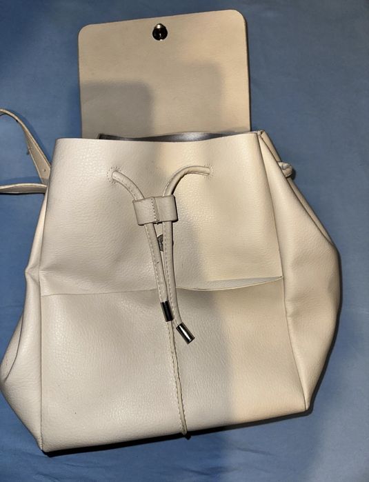 Set Geanta / Rucsac de dama,piele moale ecologic,noi