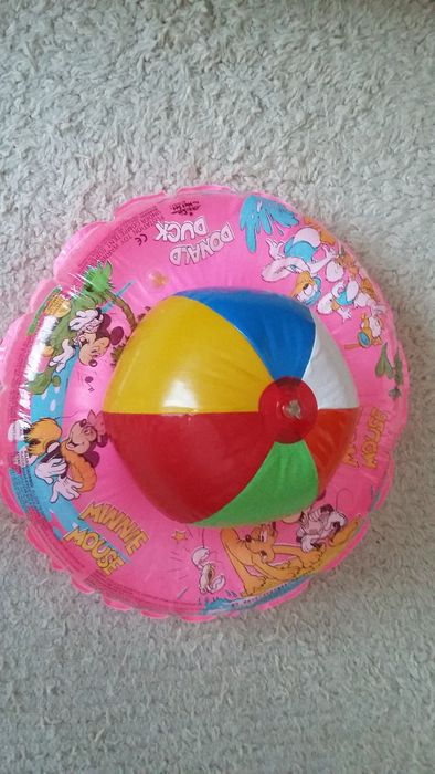 Продавам плажна топка детски пояс и кошница