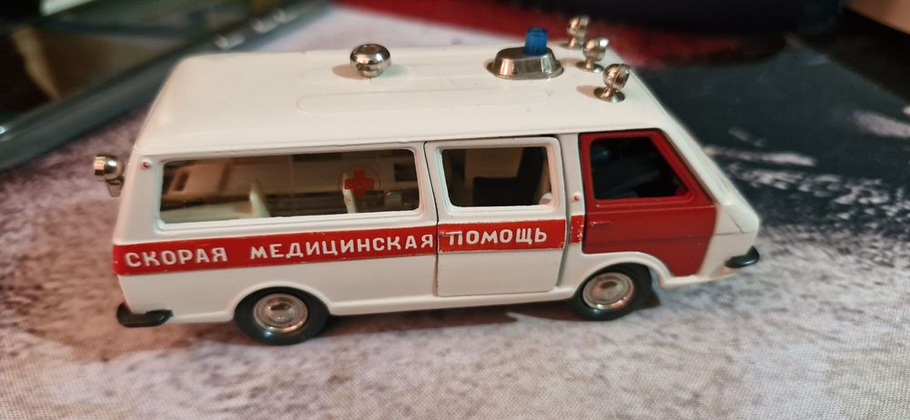 Раф скорая 1:43 идеальный