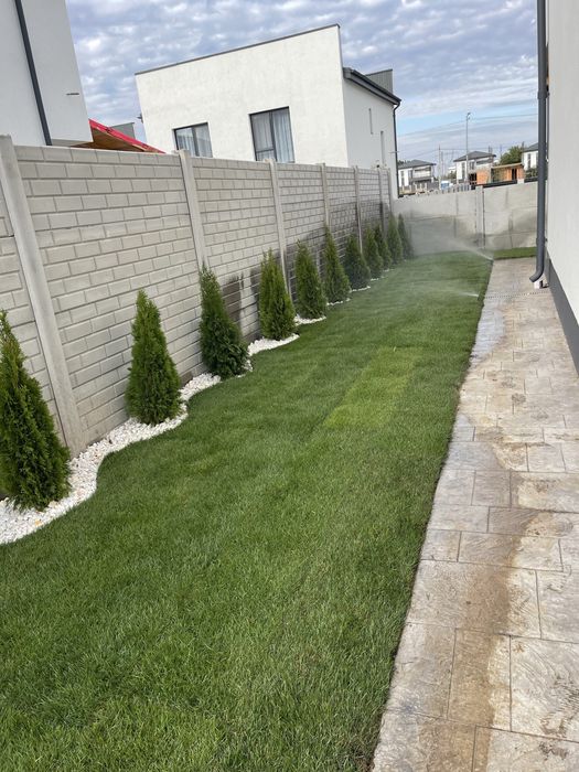 Gazon rulou și sistem de irigare