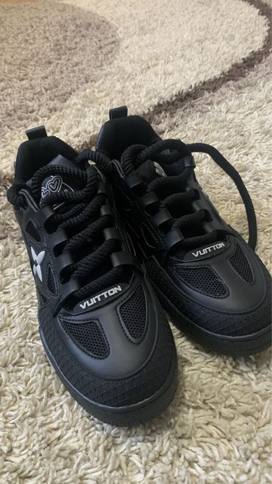 Louis Vuitton Negru 41