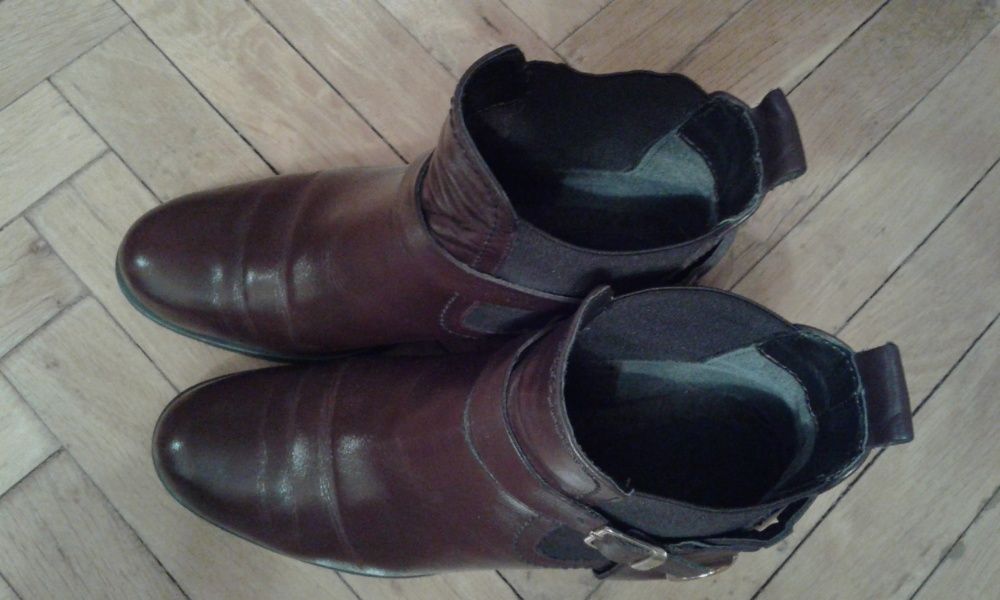 Ghete piele, marimea 38