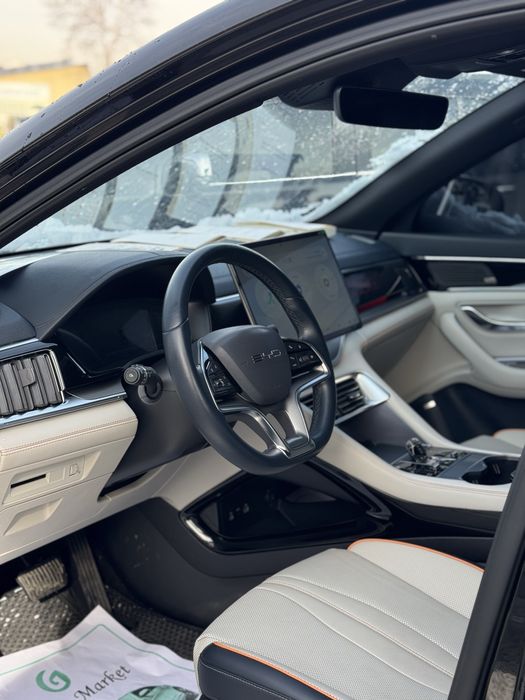 BYD Champion 605 FULL