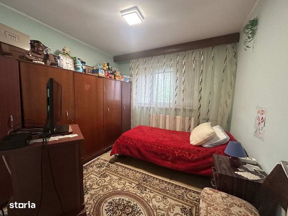 Agentia imobiliara VIGAFON vinde apartament 3 camere Malu Rosu