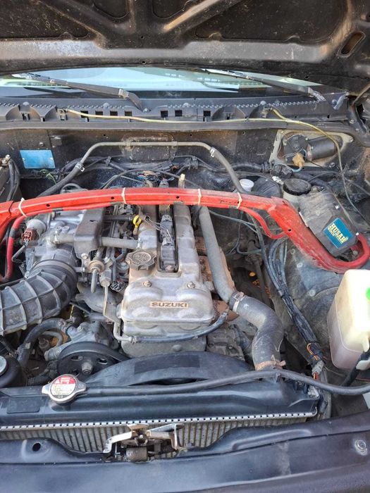 Vand suzuki vitara 2.0 benzina