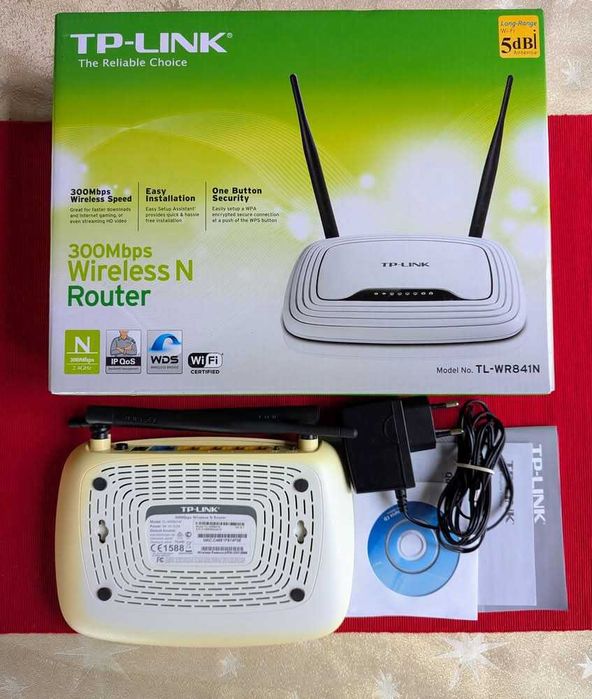 рутери HG8145V5 Huawei,  TP-Link TL-WR820N, TL-WR841N