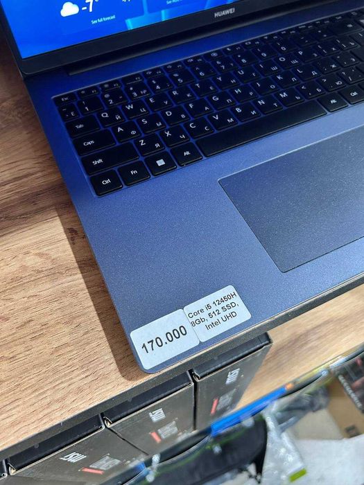 Ноутбук HUAWEI i5! С гарантией!