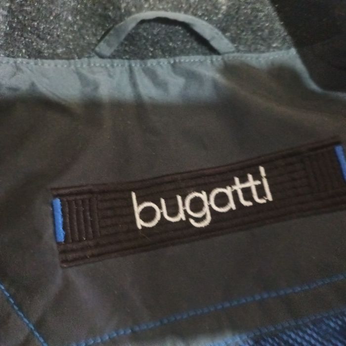 Яке на Bogatti.Ново