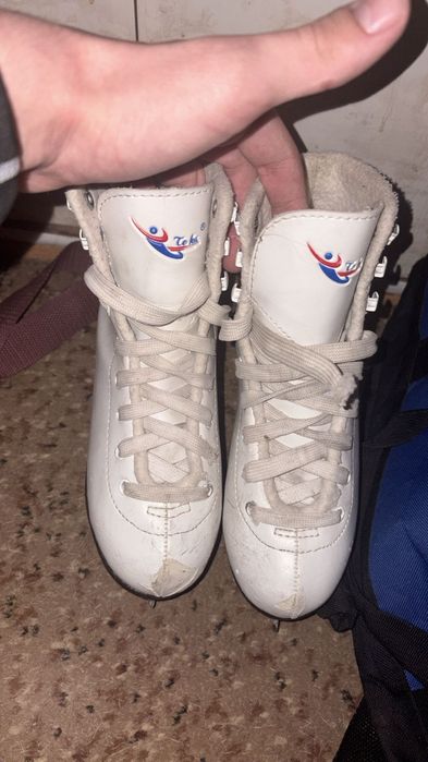 Продаются коньки детские