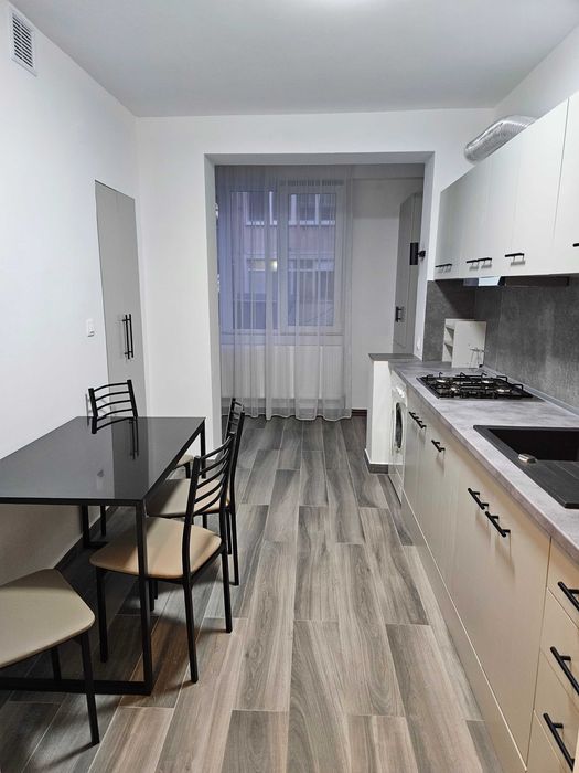 Vand Ap. 2 camere , RECENT RENOVAT  Semicentral str. Avram Iancu
