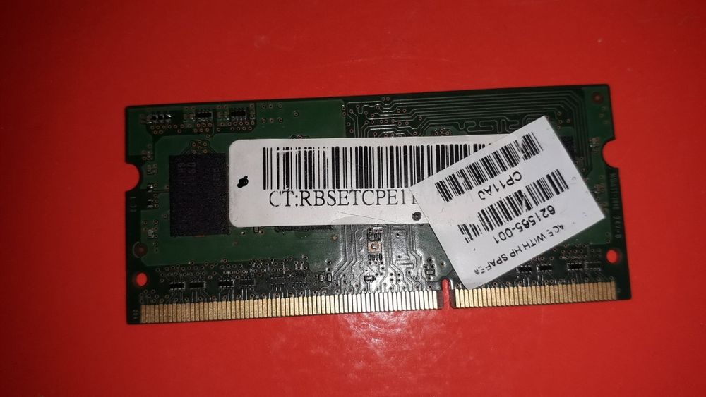 RAM laptop 4GB DDR3 (2x2GB) Samsung ieftin