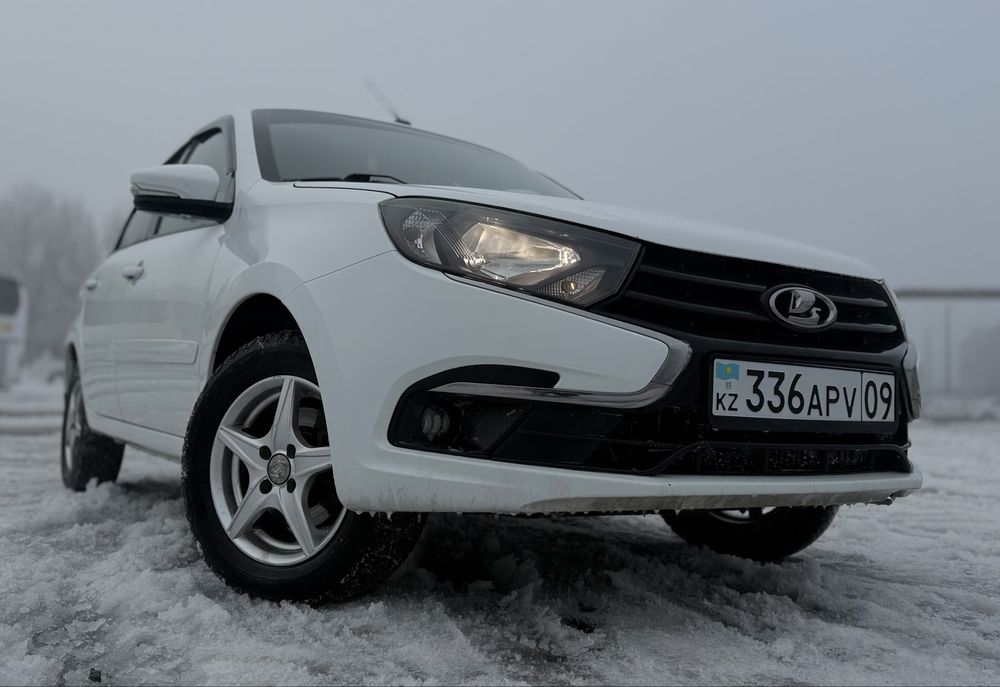 Продам авто лада гранта 2020 года Срочно!