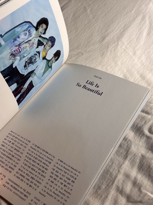 Кпоп альбом SF9 (Narcissus - Emptiness)