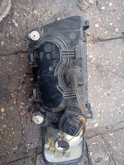 Ляв фар Audi A3 8l преди фейс