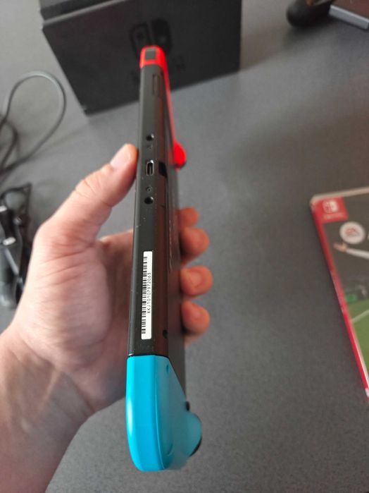 VAND CONSOLA NINTENDO SWITCH V2